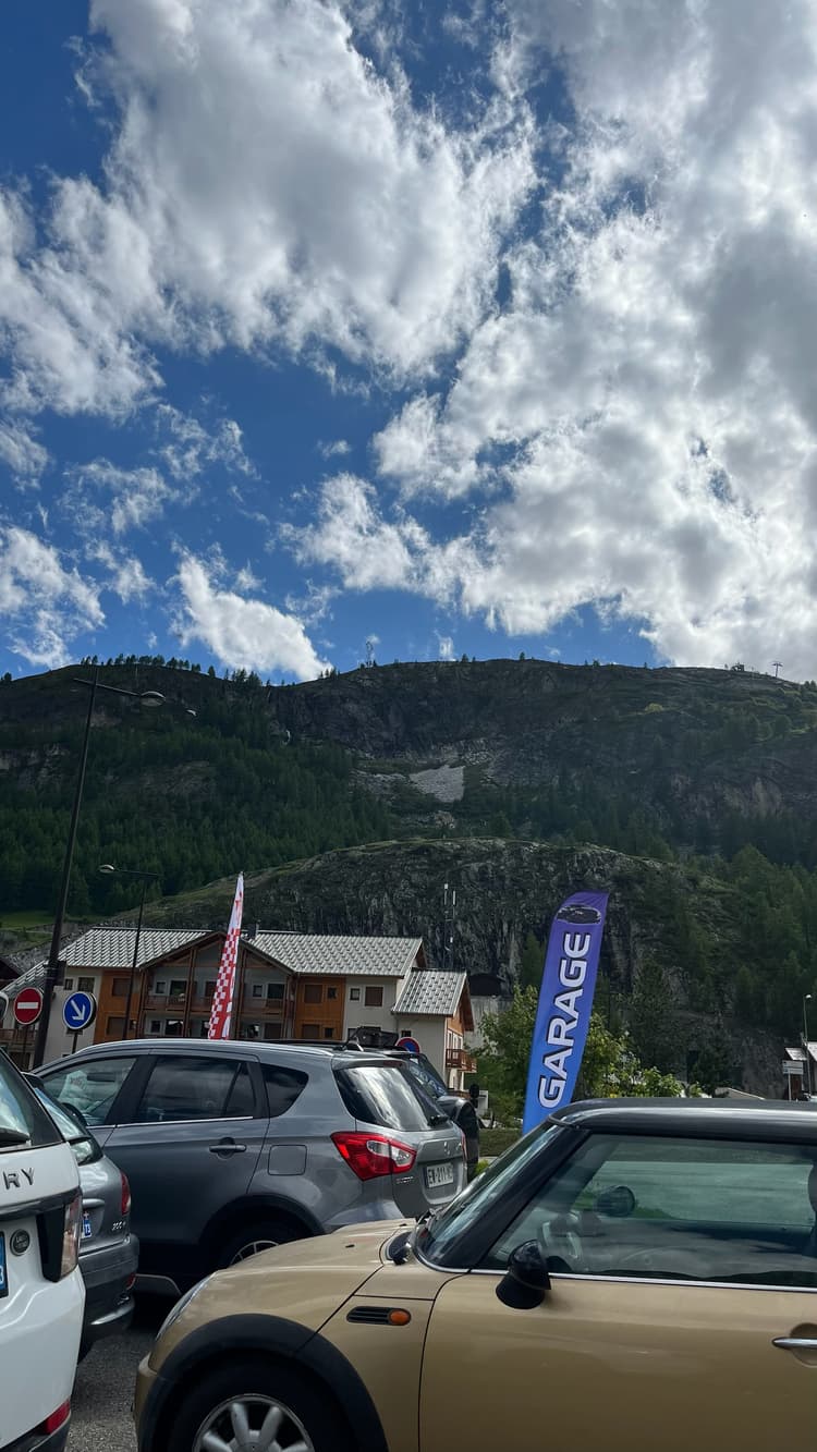 Garage De Tignes Voitures